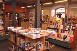 llibreria del museu bestiari